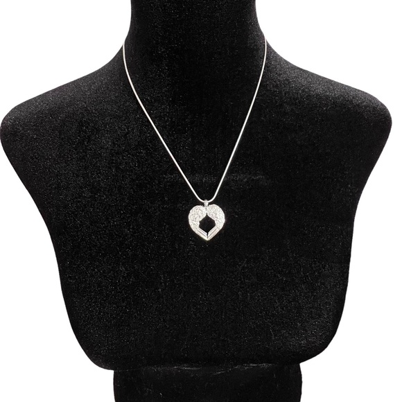 Silver Angel Wings Necklace - Picture 2 of 6